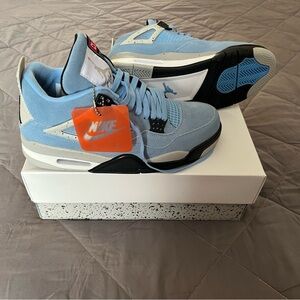 Nike Air Jordan 4 University Blue